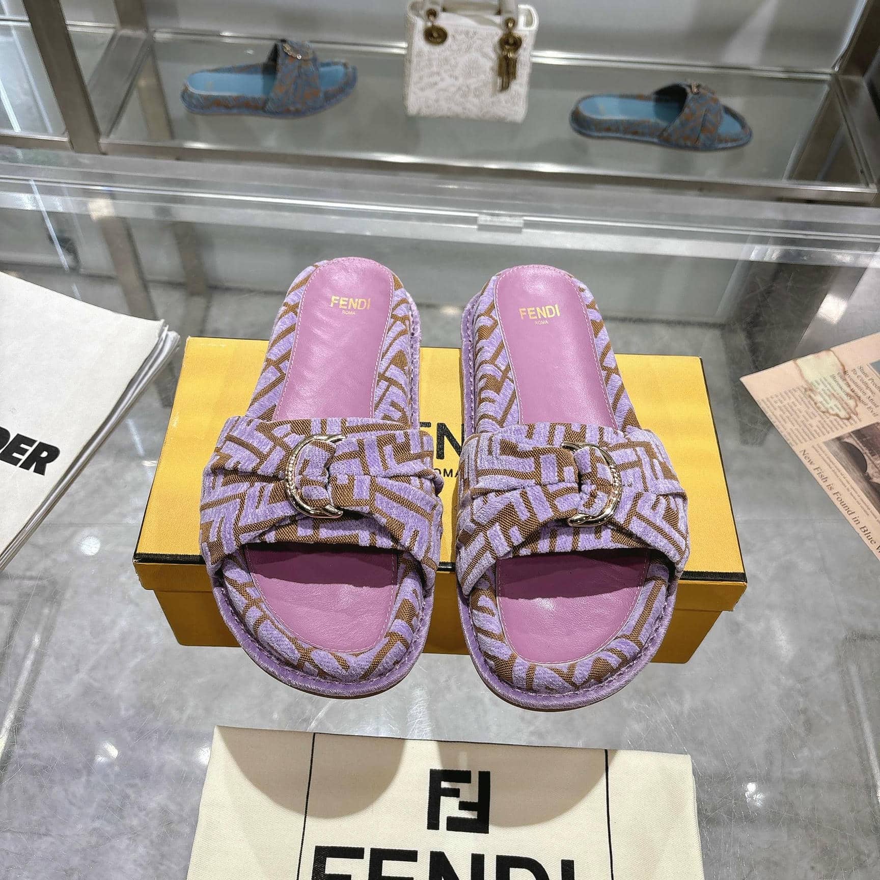 Fendi Slipper-105
